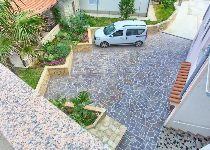 アパート Stolfa クルク