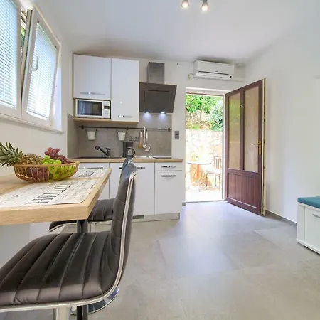 Stolfa Apartament Veglia